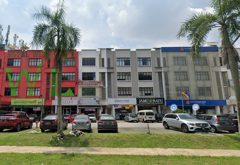 Taman Industrial Sungai Buloh (TSB Commercial Centre)
