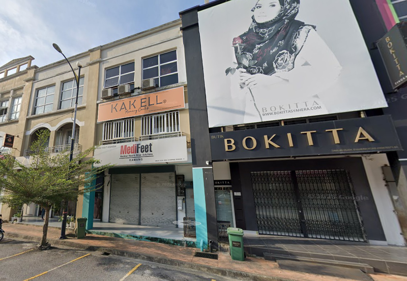 (Ground Floor) Pusat Perniagaan Reef Rawang