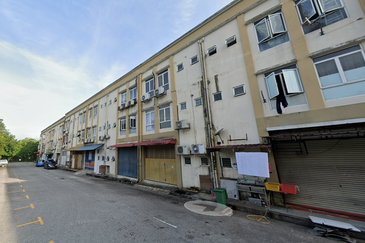 (ROI 4.51%) Pusat Perniagaan Reef Rawang