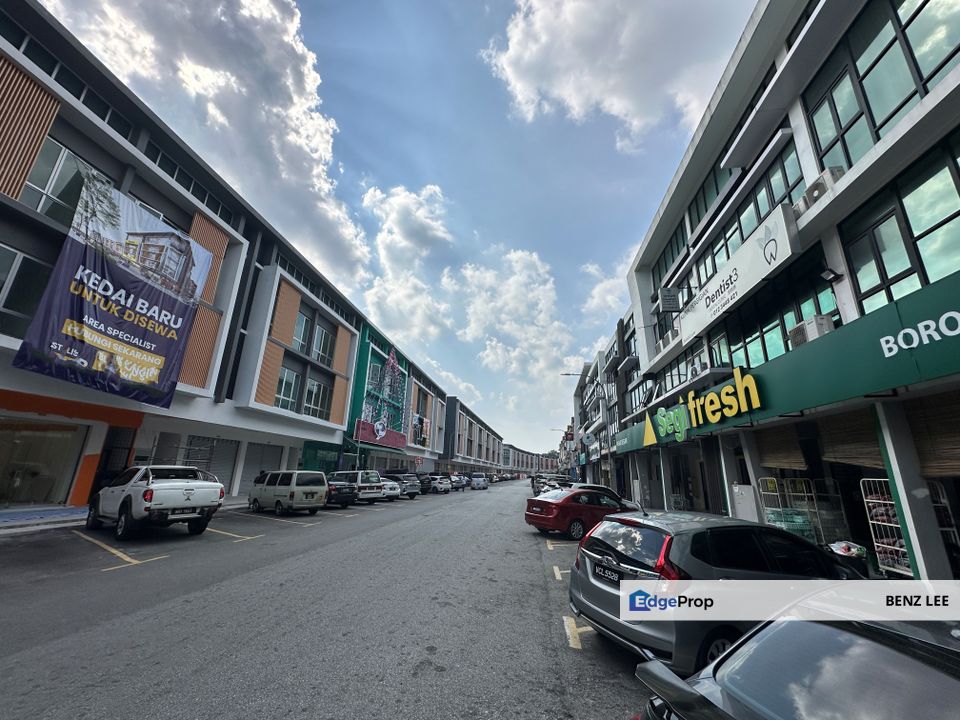 (Adjoining) Medan Puteri Avenue 3 Bandar Tasik Puteri Rawang, Selangor, Rawang