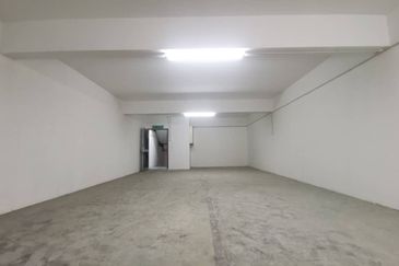 (3 Adjoining) Sultan Azlan Shah Jalan Ipoh