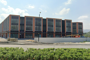 (Main Road) Gardens Square Gamuda Gardens Rawang Sungai Buloh North