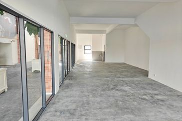 (Main Road) Gardens Square Gamuda Gardens Rawang Sungai Buloh North