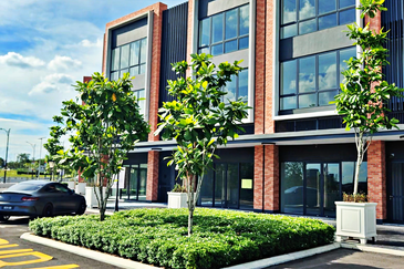 (Main Road) Gardens Square Gamuda Gardens Rawang Sungai Buloh North