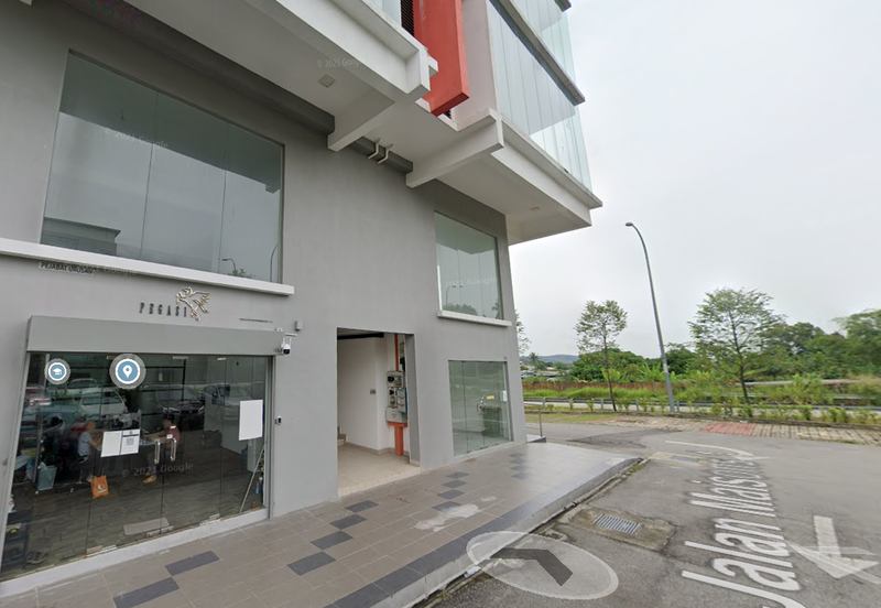 Pusat Perdagangan Maisons