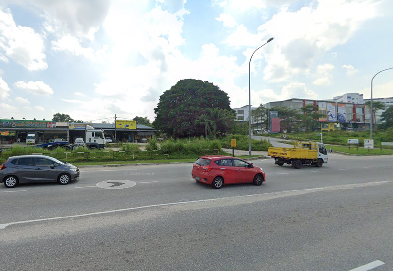 Pusat Perdagangan Maisons