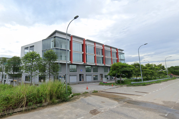 Pusat Perdagangan Maisons