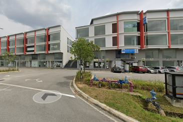 Pusat Perdagangan Maisons