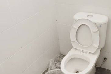 (Ground Floor) Twin Palms Taman Bukit Palma Kajang Sungai Long