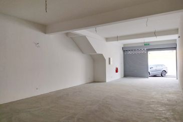 (Ground Floor) Twin Palms Taman Bukit Palma Kajang Sungai Long