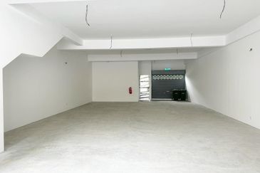 (Ground Floor) Twin Palms Taman Bukit Palma Kajang Sungai Long