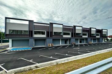 (Ground Floor) Twin Palms Taman Bukit Palma Kajang Sungai Long