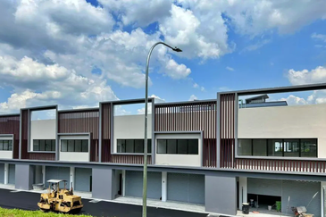 (Ground Floor) Twin Palms Taman Bukit Palma Kajang Sungai Long