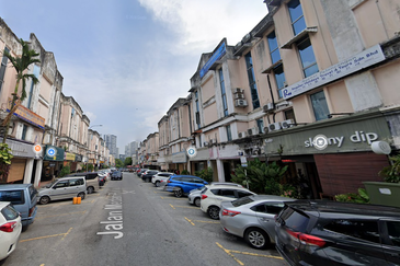 Medan Putra Business Centre