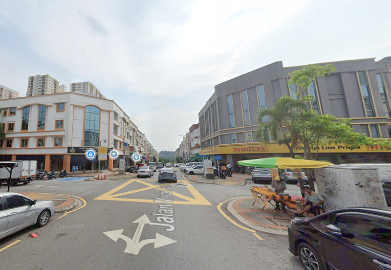 Medan Putra Business Centre