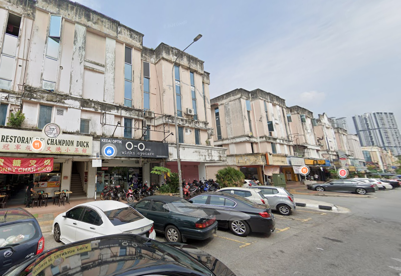 Medan Putra Business Centre