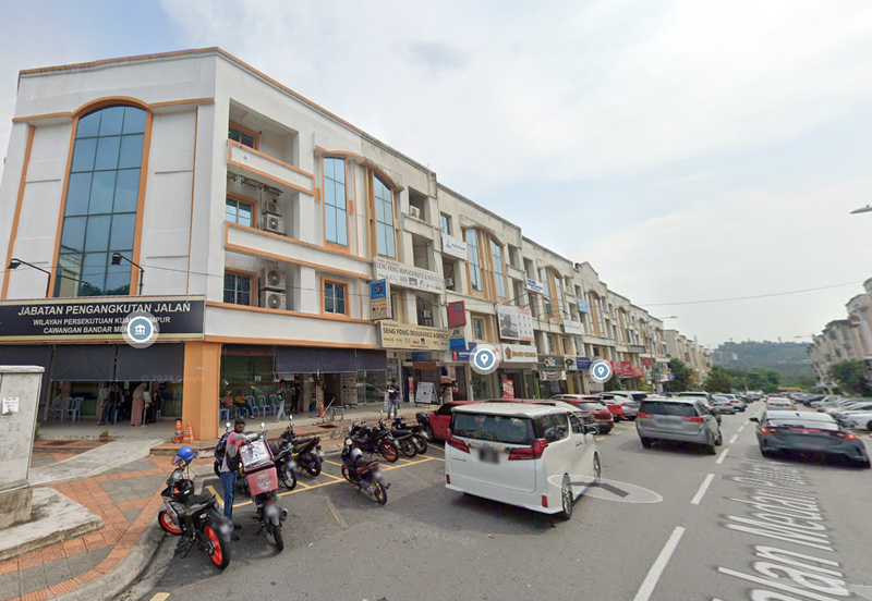 Medan Putra Business Centre