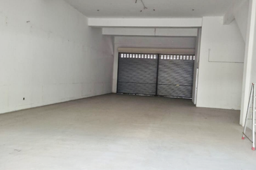 Pusat Perdagangan Alam Jaya