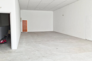 Pusat Perdagangan Alam Jaya