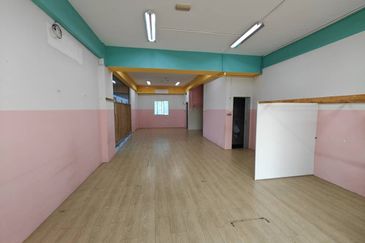 Pusat Perdagangan Maisons