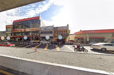 (Main Road ROI 4.84%) Jalan Ipoh Jalan Sultan Azlan Shah 