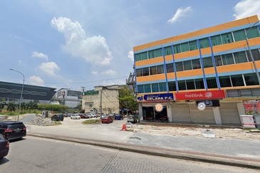 (ROI 5.40% Main Road) Kawasan 15 Klang