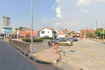 (ROI 5.40% Main Road) Kawasan 15 Klang