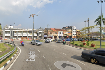 (ROI 5.40% Main Road) Kawasan 15 Klang