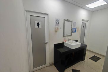 Taman Industri Bolton