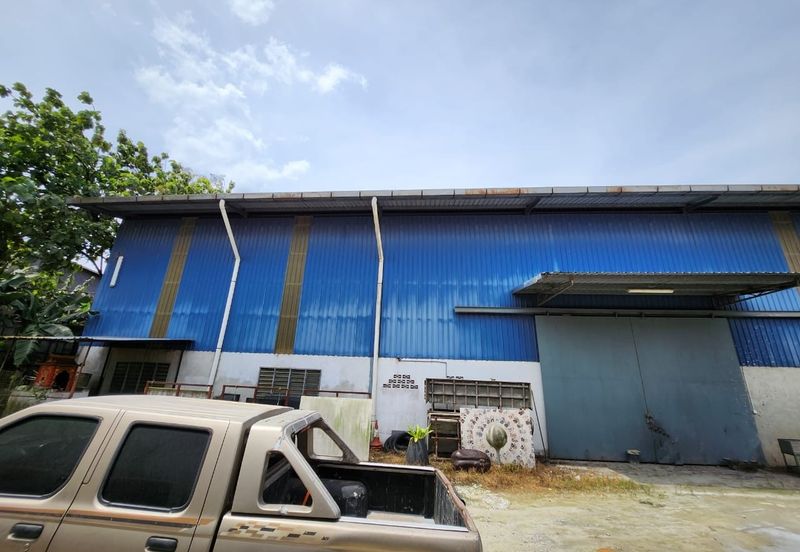 (2.2 Acres Industry Land W/Wareshouse) Kampung Orang Asli Kuang Rawang Sungai Buloh