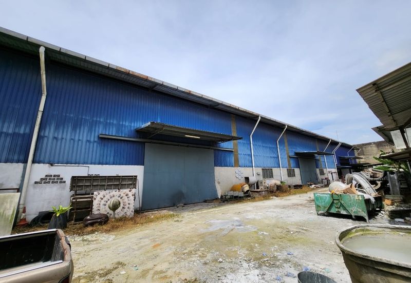 (2.2 Acres Industry Land W/Wareshouse) Kampung Orang Asli Kuang Rawang Sungai Buloh