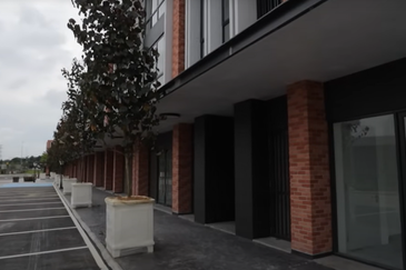 (Adjoining) Gardens Square Gamuda Gardens Rawang Sungai Buloh North