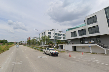 Pusat Perdagangan Maisons