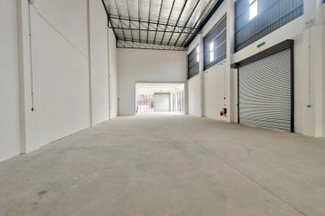 (B/U  7,919 sqft) Kota Puteri Omni/02 Batu Arang