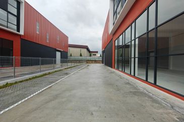 (B/U  7,919 sqft) Kota Puteri Omni/02 Batu Arang