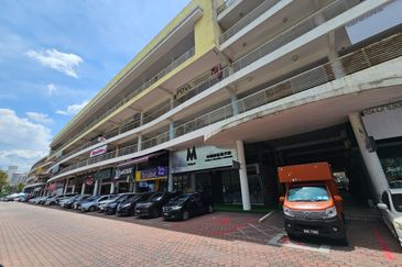 Platinum Mondrian (Pv128)