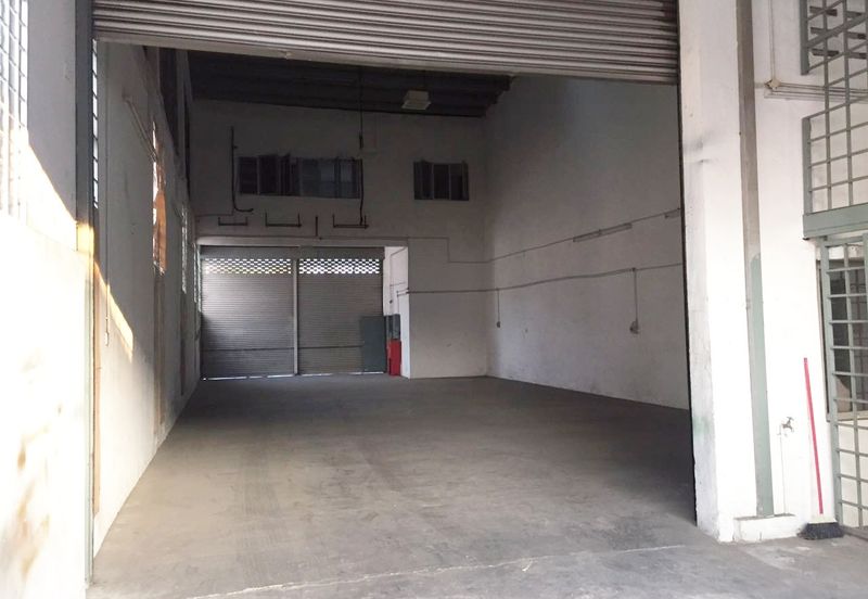 Taman Industrial Sungai Buloh (TSB Commercial Centre)