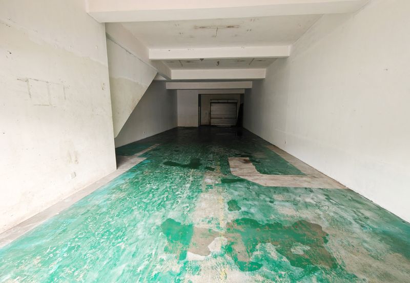 (Facing KIP Mall) Desa Coalfields Jln DC 4/5 Sungai Buloh