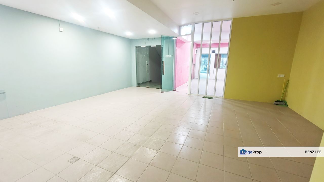 (Main Road) BRP 1/2 Bukit Rahman Putra Sungai Buloh, Selangor, Sungai Buloh