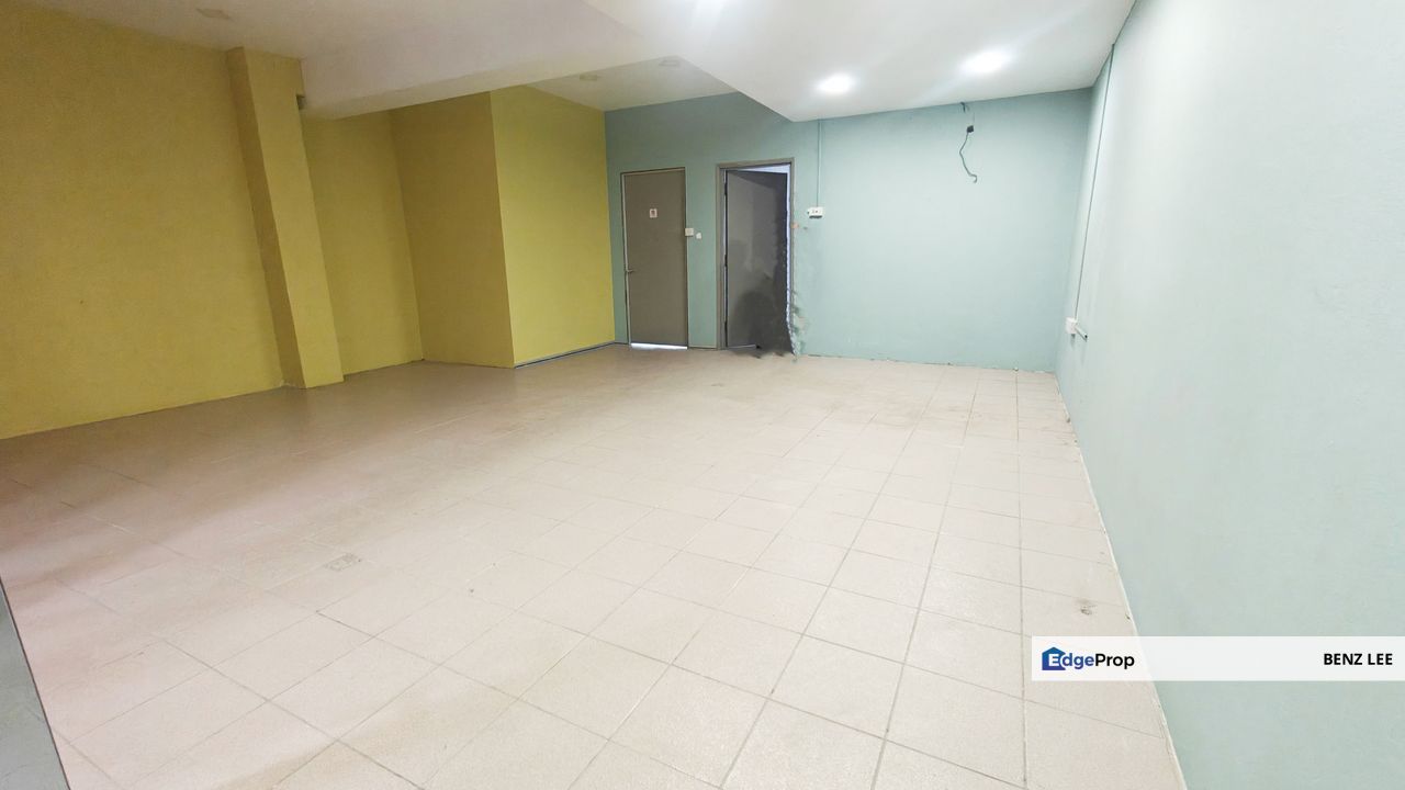 (Main Road) BRP 1/2 Bukit Rahman Putra Sungai Buloh, Selangor, Sungai Buloh