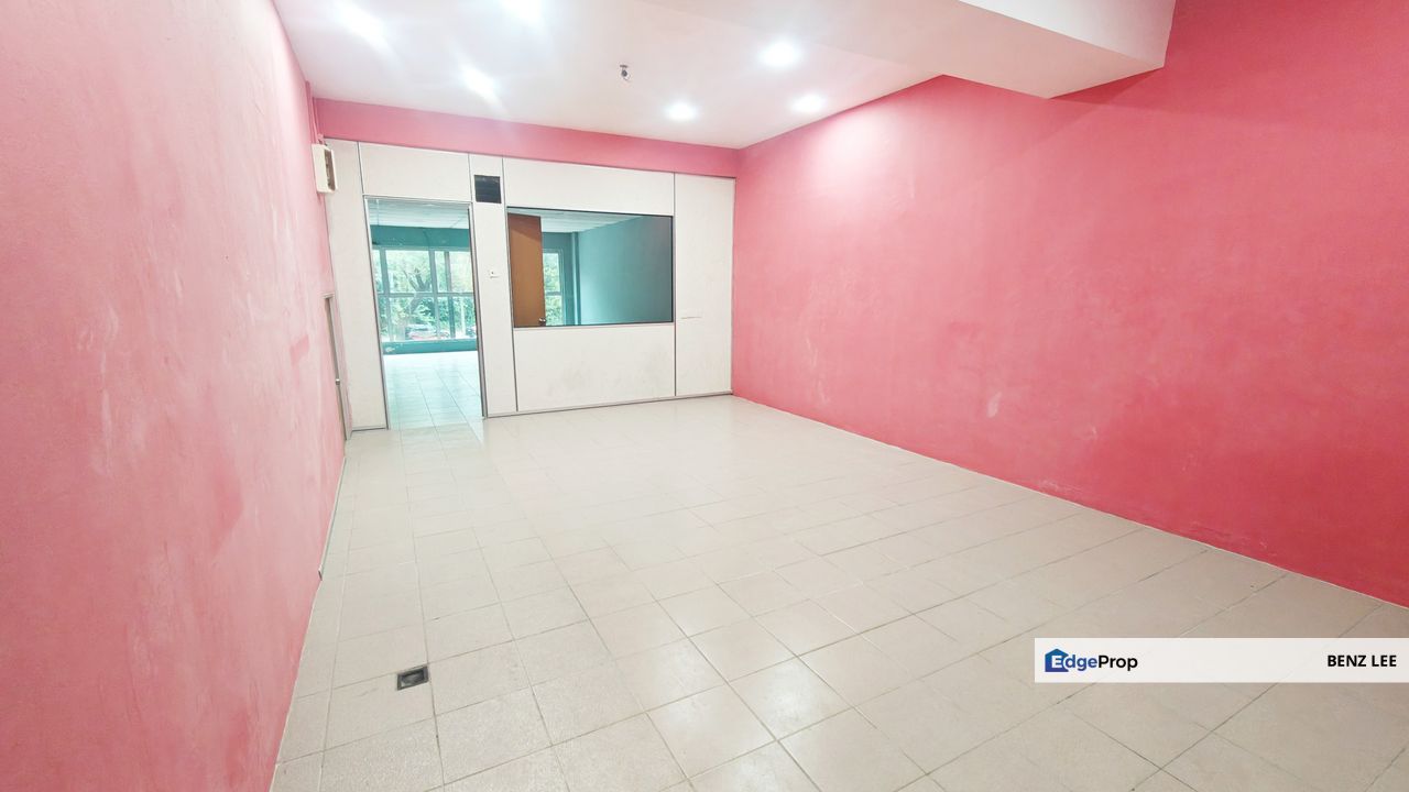 (Main Road) BRP 1/2 Bukit Rahman Putra Sungai Buloh, Selangor, Sungai Buloh