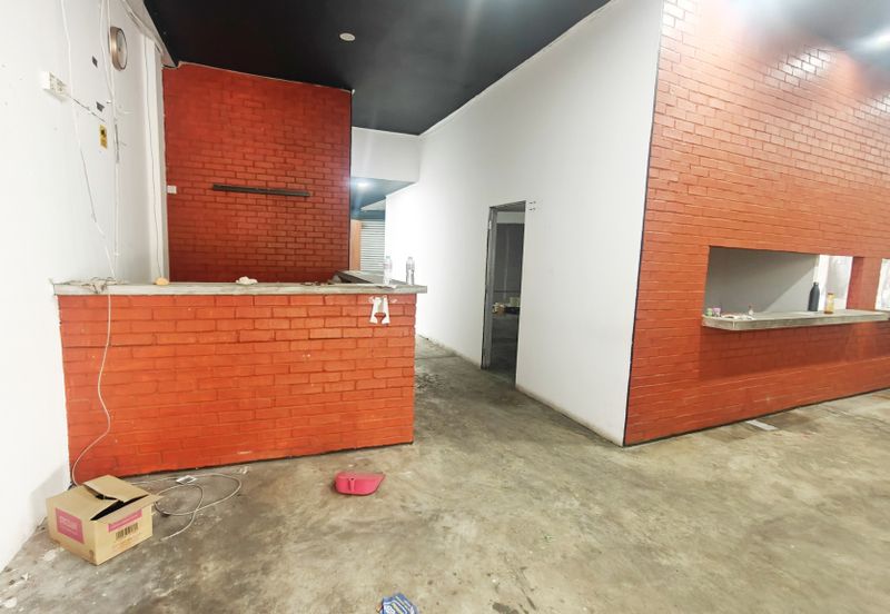 (Main Road) Kampung Matang Pagar Sungai Buloh