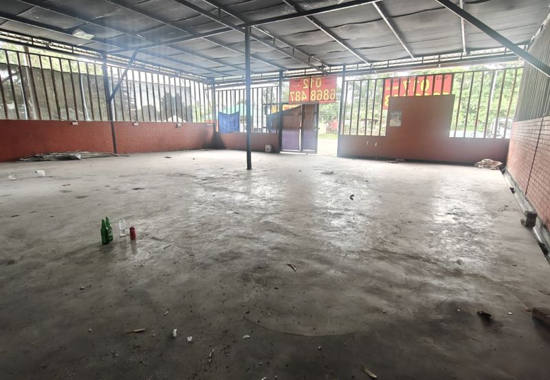 (Main Road) Kampung Matang Pagar Sungai Buloh