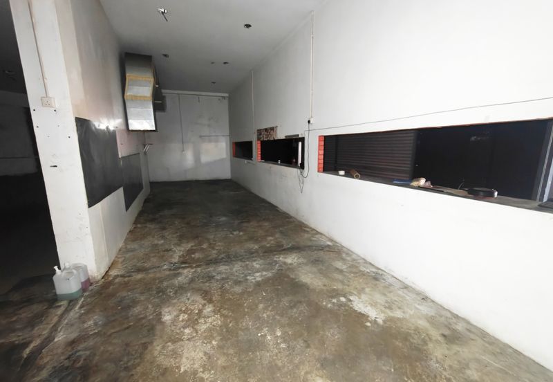 (Main Road) Kampung Matang Pagar Sungai Buloh