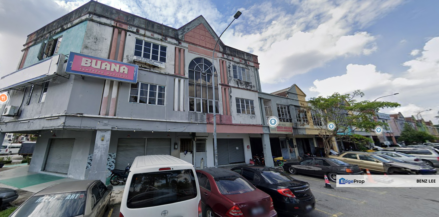 Jalan Suria Bandar Pinggiran Subang Seksyen U5 Shah Alam, Selangor, Shah Alam
