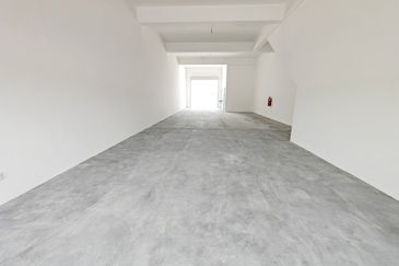 (MainRoad Adjoinig) Caledonia Avenue Batang Berjuntai Kuala Selangor IJOK Bestari Jaya