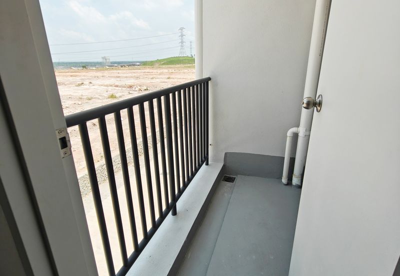 (MainRoad Adjoinig) Caledonia Avenue Batang Berjuntai Kuala Selangor IJOK Bestari Jaya