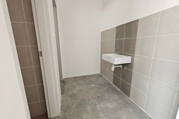 (MainRoad Adjoinig) Caledonia Avenue Batang Berjuntai Kuala Selangor IJOK Bestari Jaya