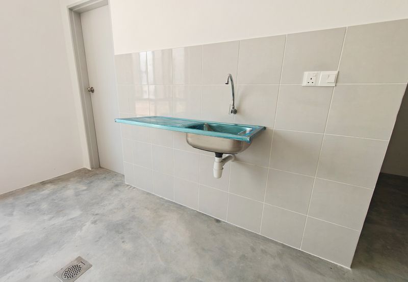 (MainRoad Adjoinig) Caledonia Avenue Batang Berjuntai Kuala Selangor IJOK Bestari Jaya