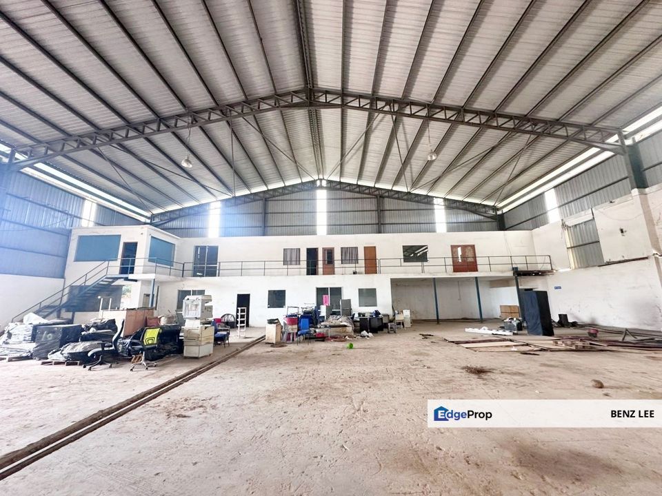 Batu Arang Sungai Bakau Saujana Rawang , Selangor, Rawang